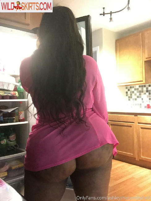 ashleythebombshelll / ashleyreloadeddd / ashleythebombshelll nude OnlyFans, Instagram leaked photo #2