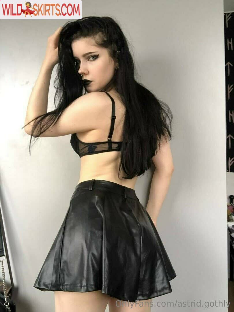 astrid.gothly / astrid.gothly / bluexastrid nude OnlyFans, Instagram leaked photo