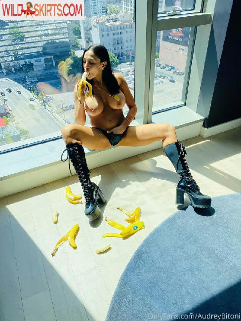 audreybitoni / audreybitoni / audreybitonixo nude OnlyFans, Instagram leaked photo #220