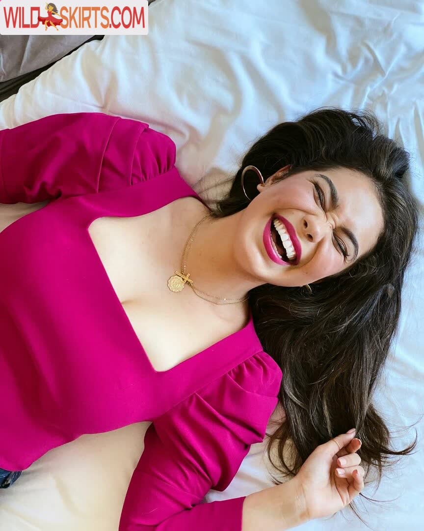 Aulii Cravalho nude leaked photo #18