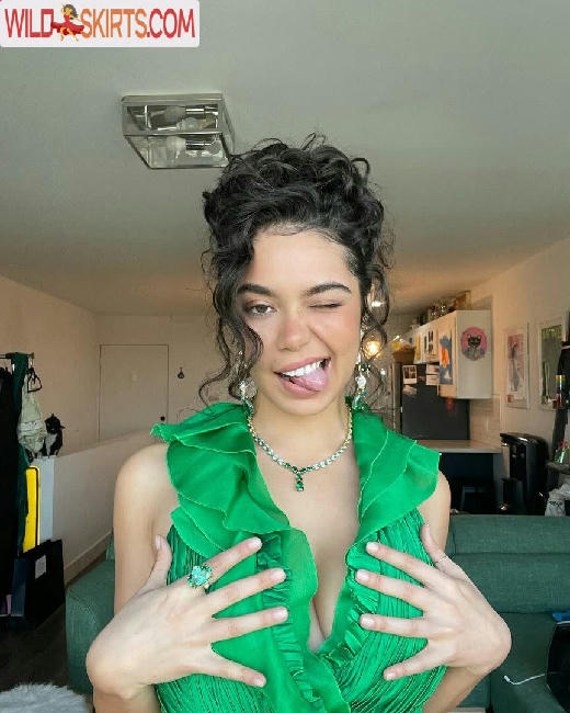 Aulii Cravalho / AuliiCravalho nude Instagram leaked photo #6