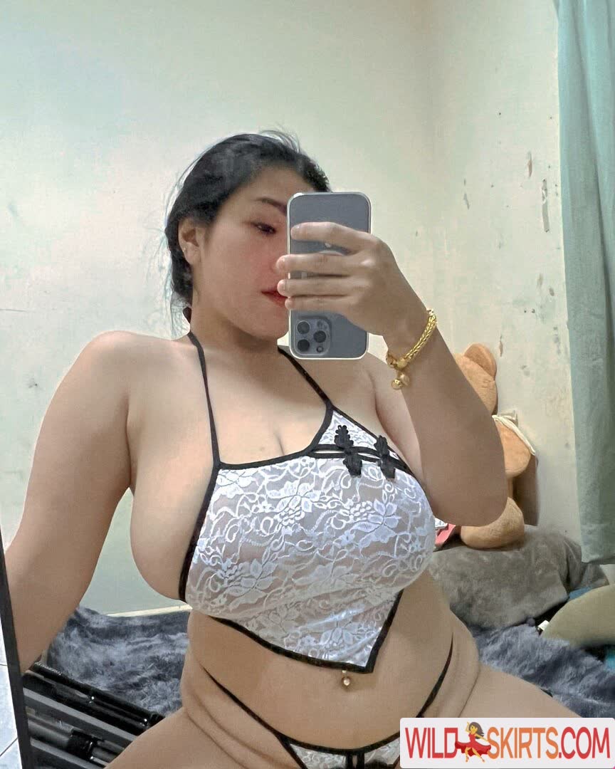 Aungsumalyn nude leaked photo #137