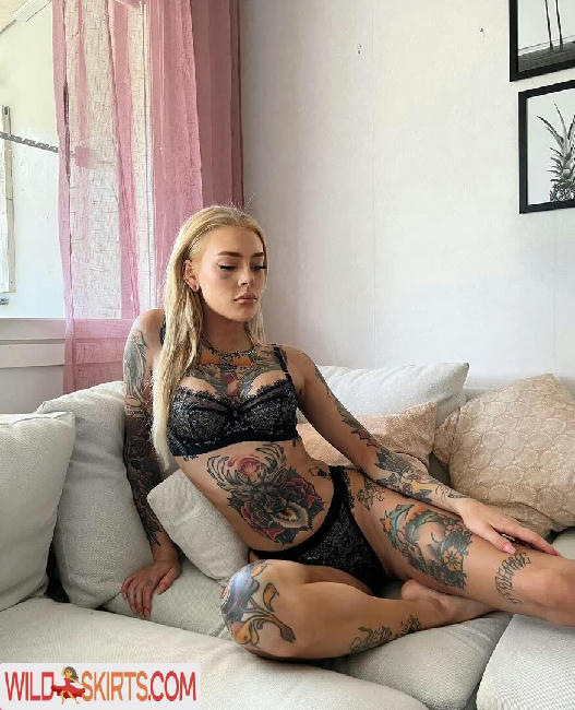 Aurajoutsenlampi / Aura Lampi / aurajoutsenlampi nude OnlyFans, Instagram leaked photo #6