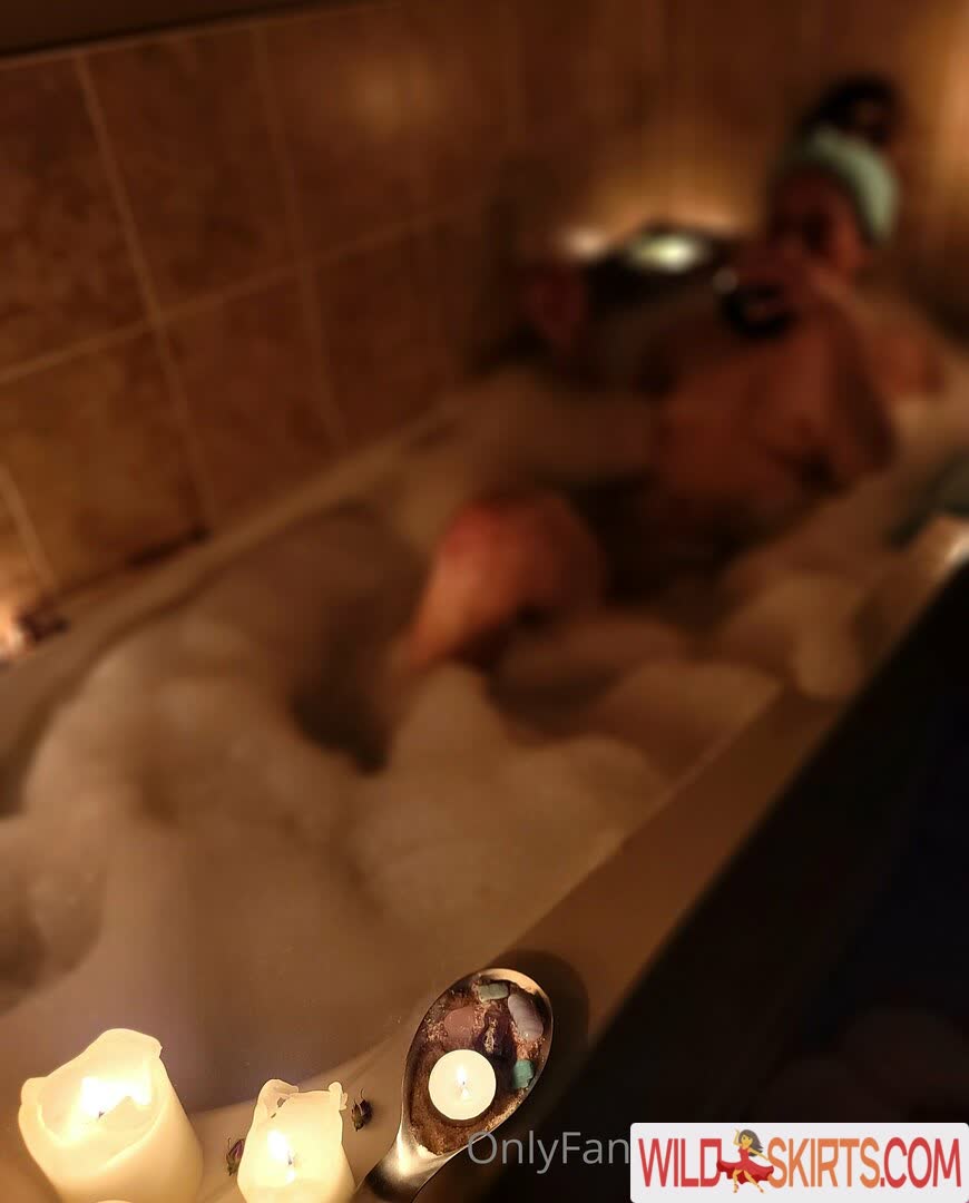 ava.luxe / ava.luxe / avaluxeperfume nude OnlyFans, Instagram leaked photo #1