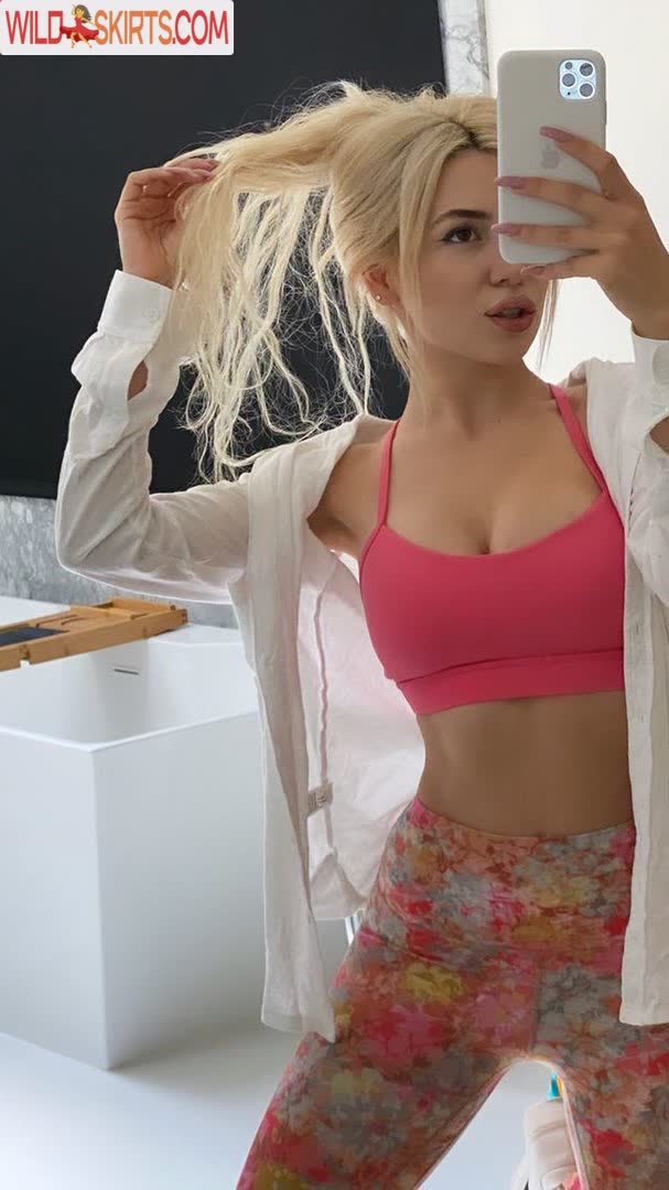 Ava Max nude leaked photo #305