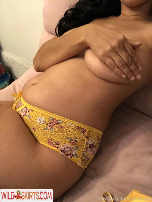 avatreatsss / avatreatsss / avaxreyess nude OnlyFans, Instagram leaked photo #5