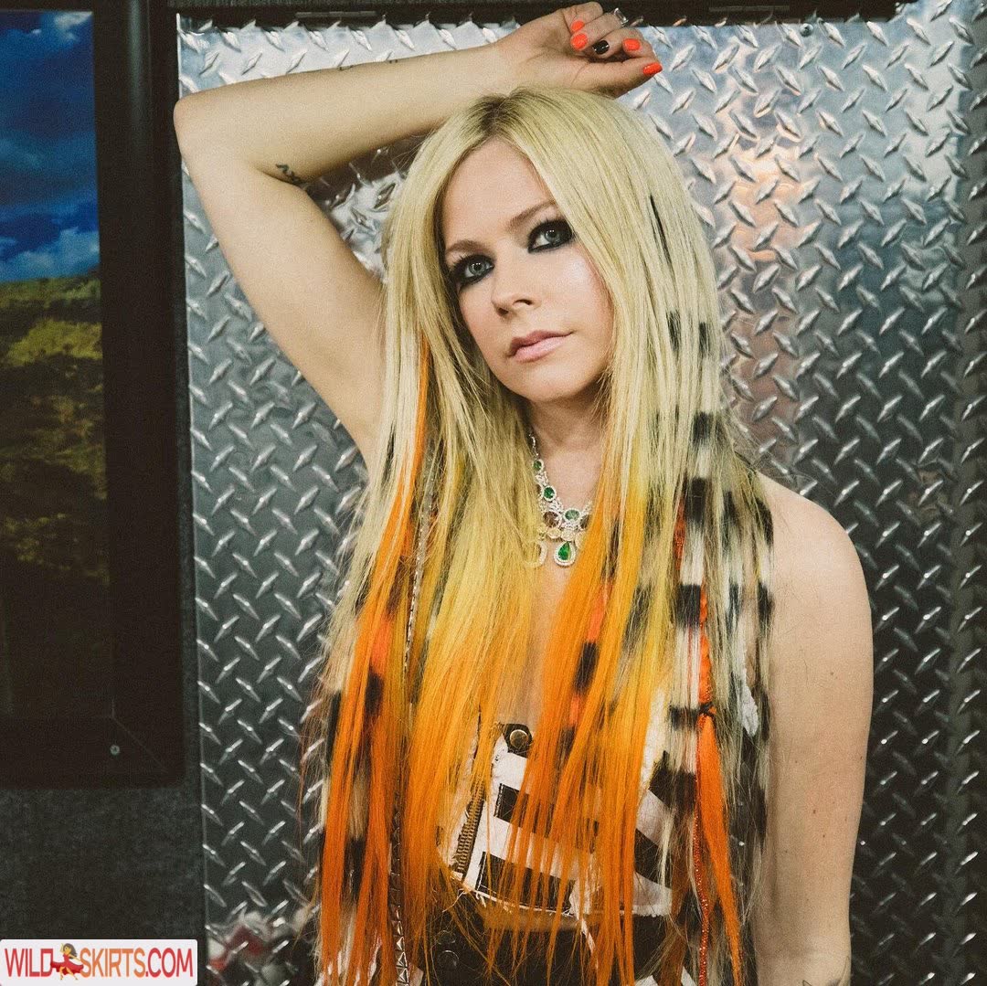 Avril Lavigne / 70927915 / avrillavigne nude OnlyFans, Instagram leaked photo #8