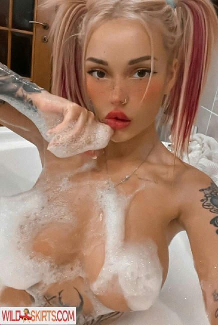 Baby Momo / Baby_Momo / Morozova / babymomo / babymomoa / momo_too_badd nude OnlyFans, Instagram leaked photo #23