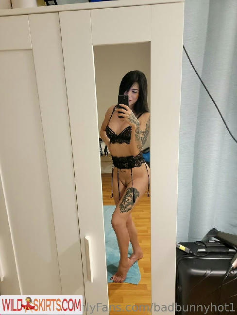 badbunnyhot1 / badbunnyhot1 / badfuckinbunny nude OnlyFans, Instagram leaked photo #34