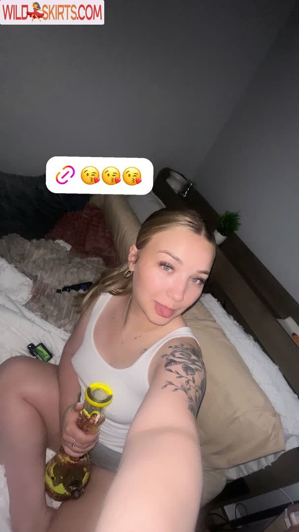 Baileesmithh_ nude leaked photo #14