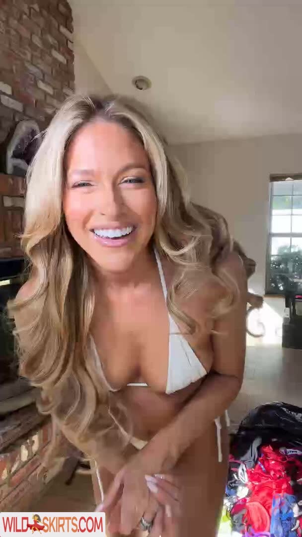 Barbie Blank nude leaked photo #367