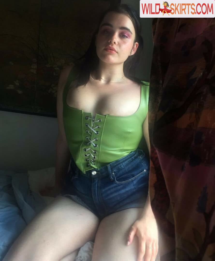 Barbie Ferreira (Euphoria actress) nude leaked photo #21