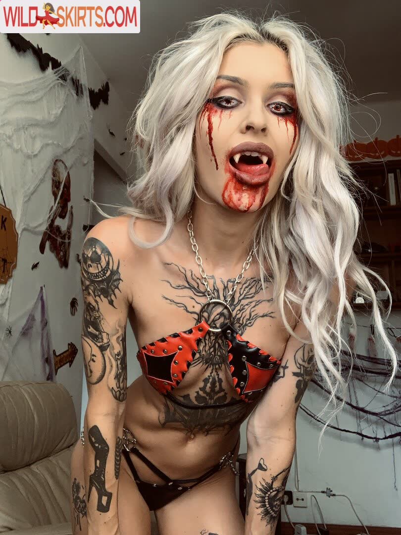 Barbieghoulx nude leaked photo #41