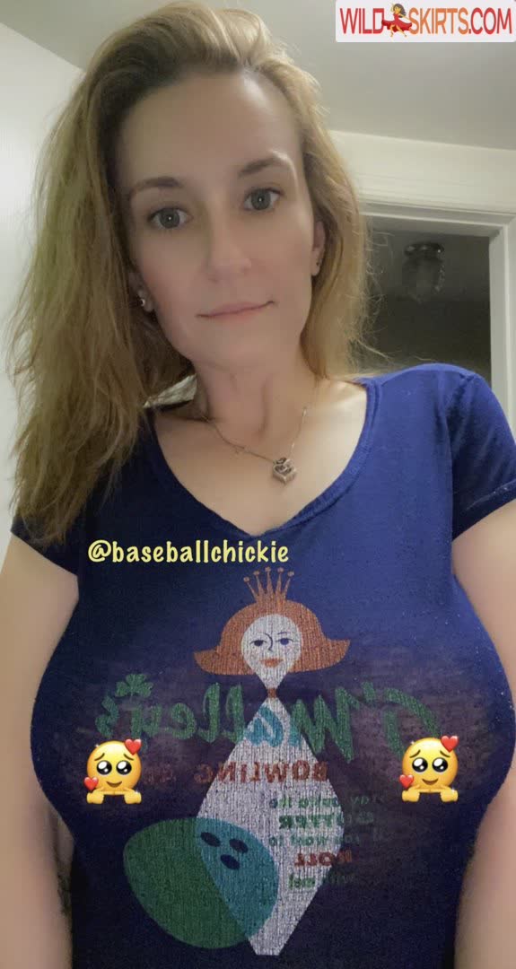 Baseballchickie nude leaked photo #10