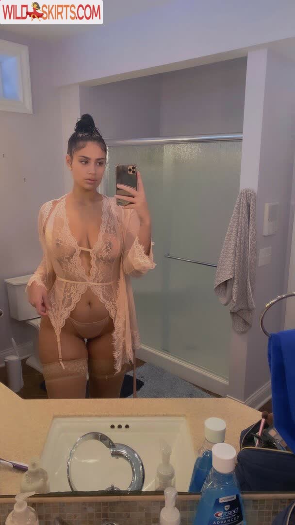 Bathinginmercury / rjeanne97 nude Instagram leaked photo #1