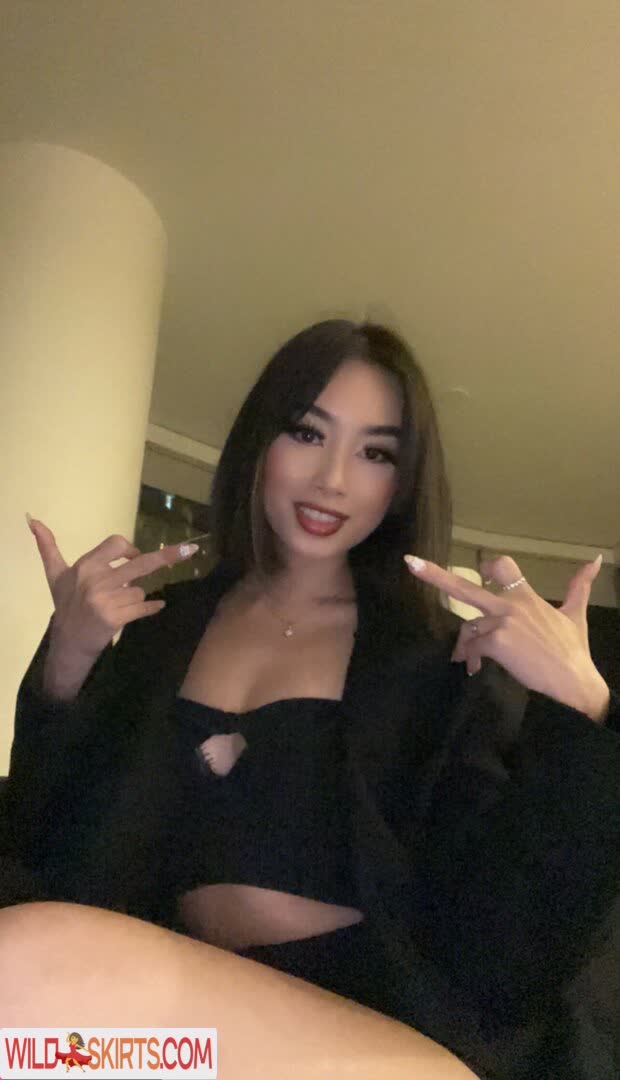 Bbygirlmai nude leaked photo #21