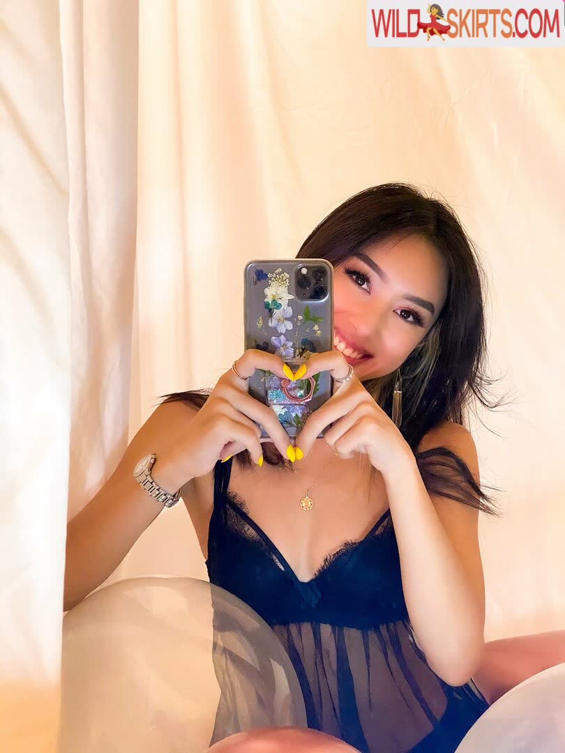 Bbygirlmai nude leaked photo #15