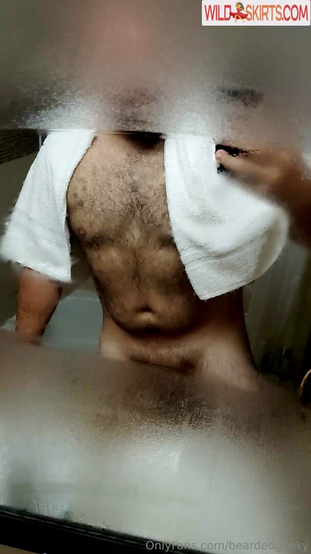 Beardedgeeky nude leaked photo #11