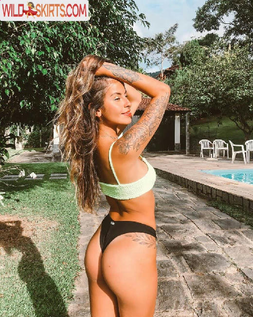 Beatriz Assis / assisbea nude Instagram leaked photo #1