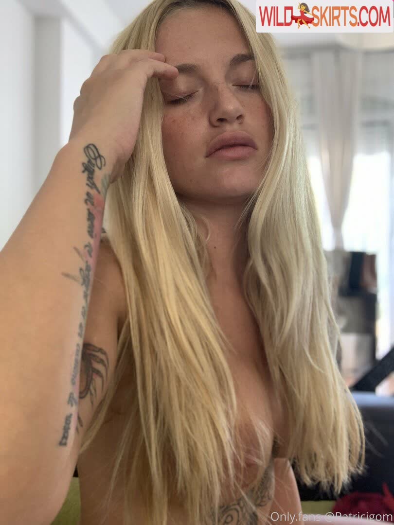 bebitagold / bebitagold / begoldy nude OnlyFans, Instagram leaked photo #12