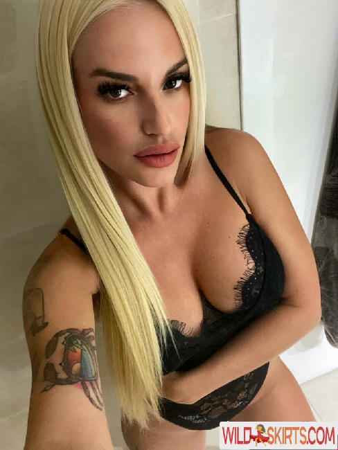 bebitagold / bebitagold / begoldy nude OnlyFans, Instagram leaked photo #18