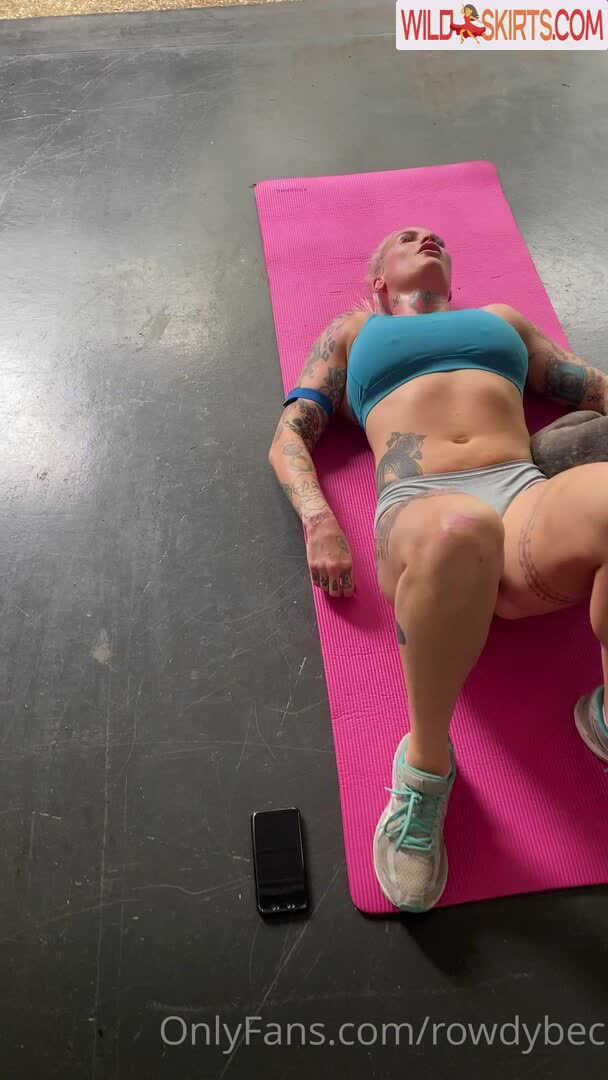 Bec Rawlings / rowdybec nude OnlyFans, Instagram leaked photo #9