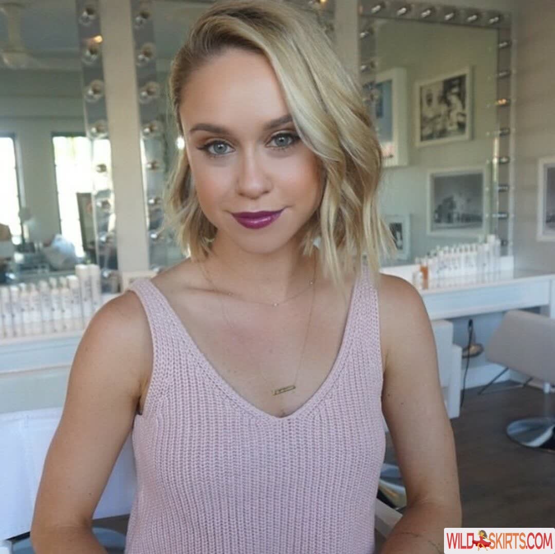 Becca Tobin nude leaked photo #20