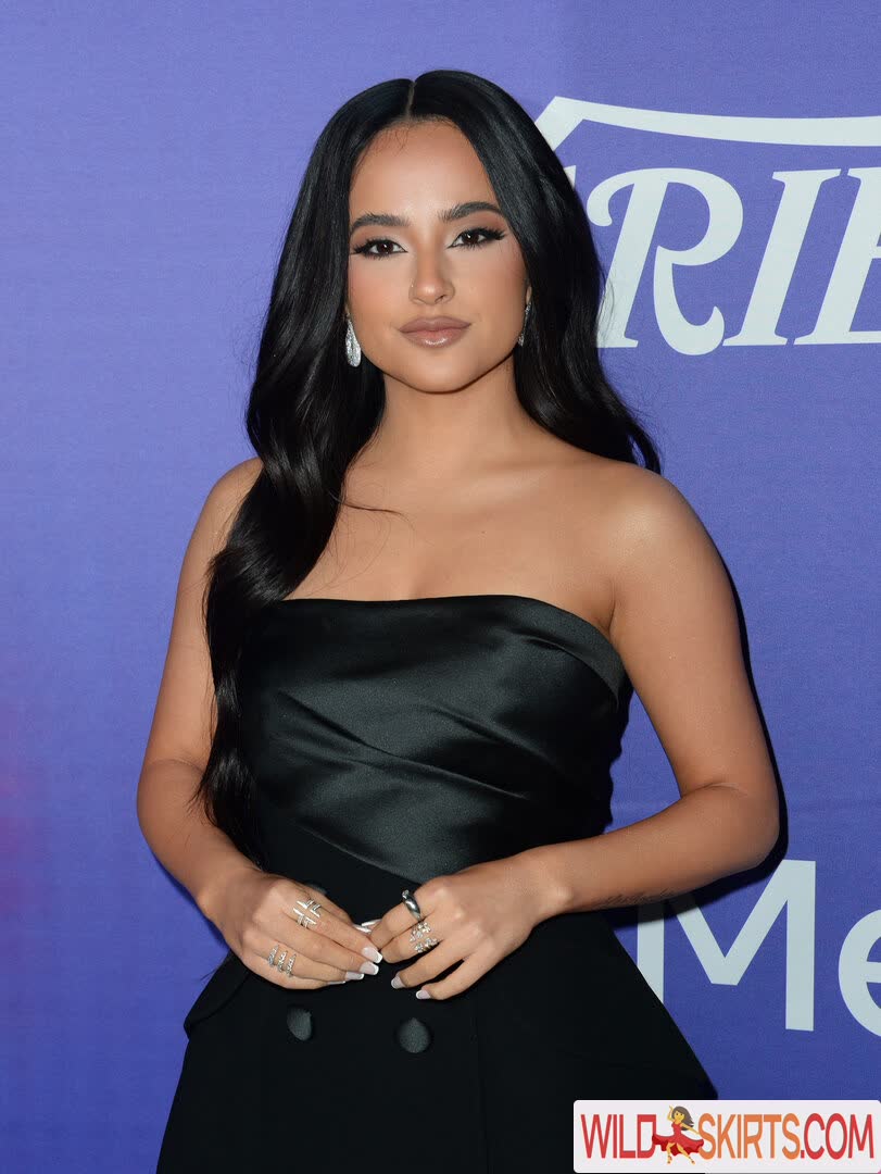 Becky G / Reggaeton singer / iambeckyg / missbeckyfeet nude OnlyFans, Instagram leaked photo #5