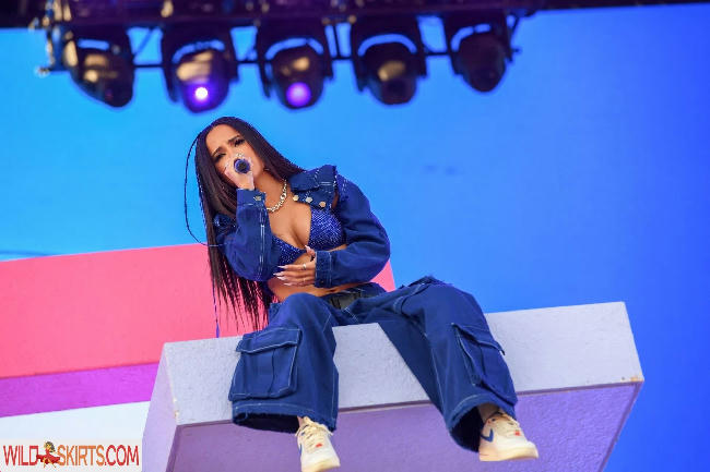 Becky G / Reggaeton singer / iambeckyg / missbeckyfeet nude OnlyFans, Instagram leaked photo #267