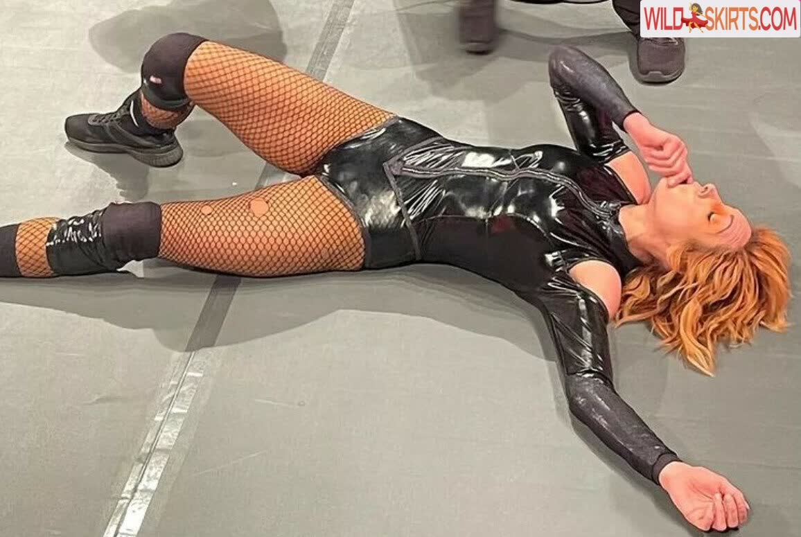 Becky Lynch nude leaked photo #233