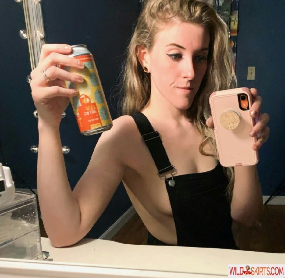 Beerbabes / thesecretsprinkles nude OnlyFans leaked photo #6