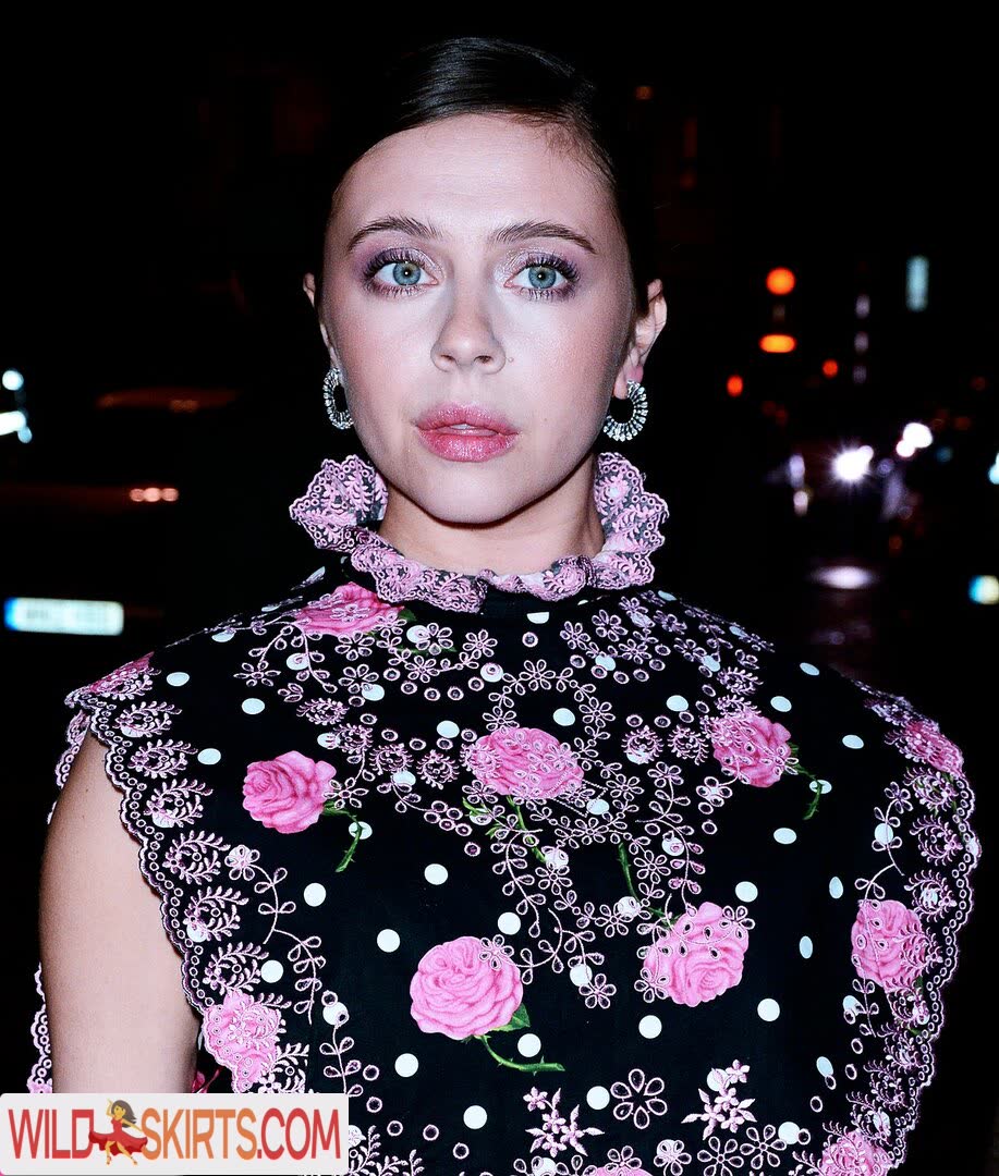 Bel Powley nude leaked photo #35