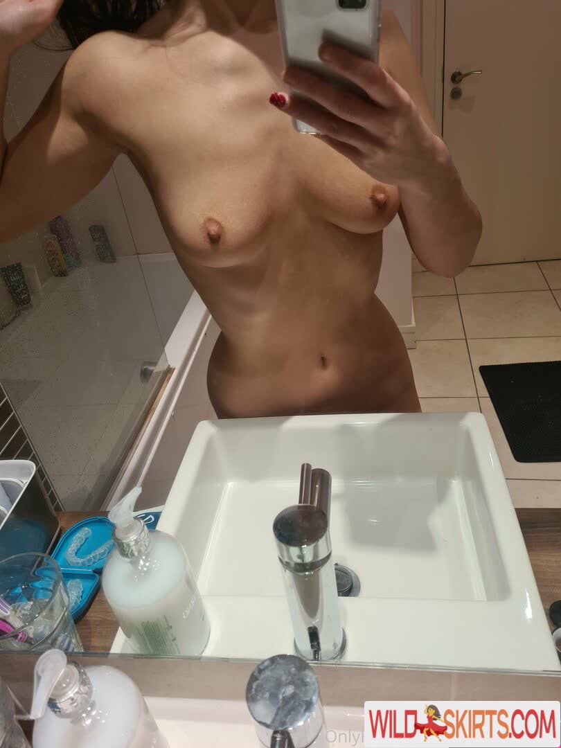 Belfastsarah nude leaked photo #54