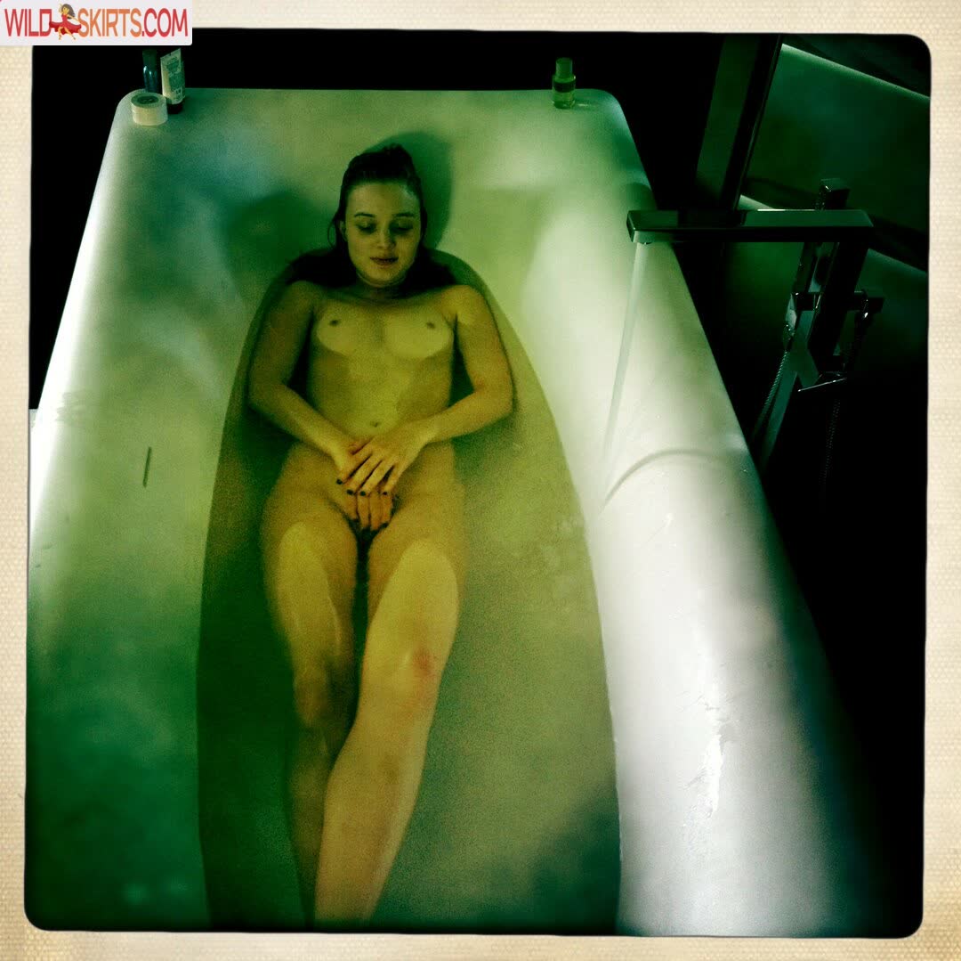 Bella Heathcote nude leaked photo #3