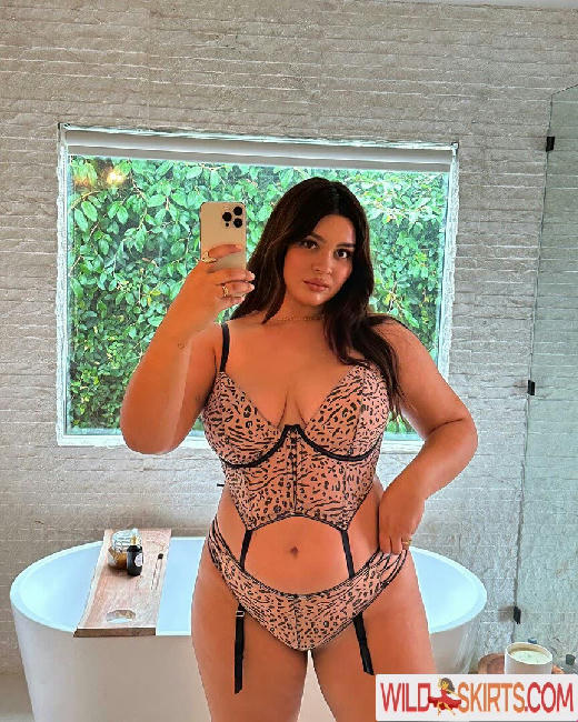 Bellaagolden / Tall Thicc Latina Model / bellaagolden nude Instagram leaked photo #14