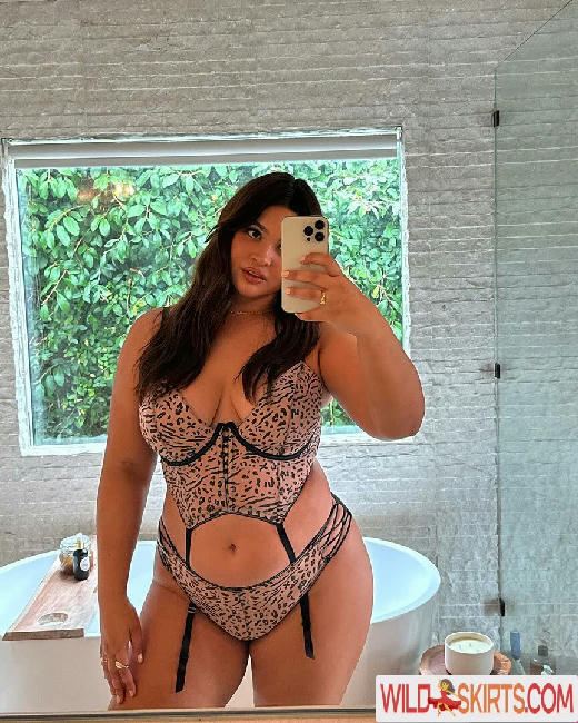 Bellaagolden / Tall Thicc Latina Model / bellaagolden nude Instagram leaked photo #10