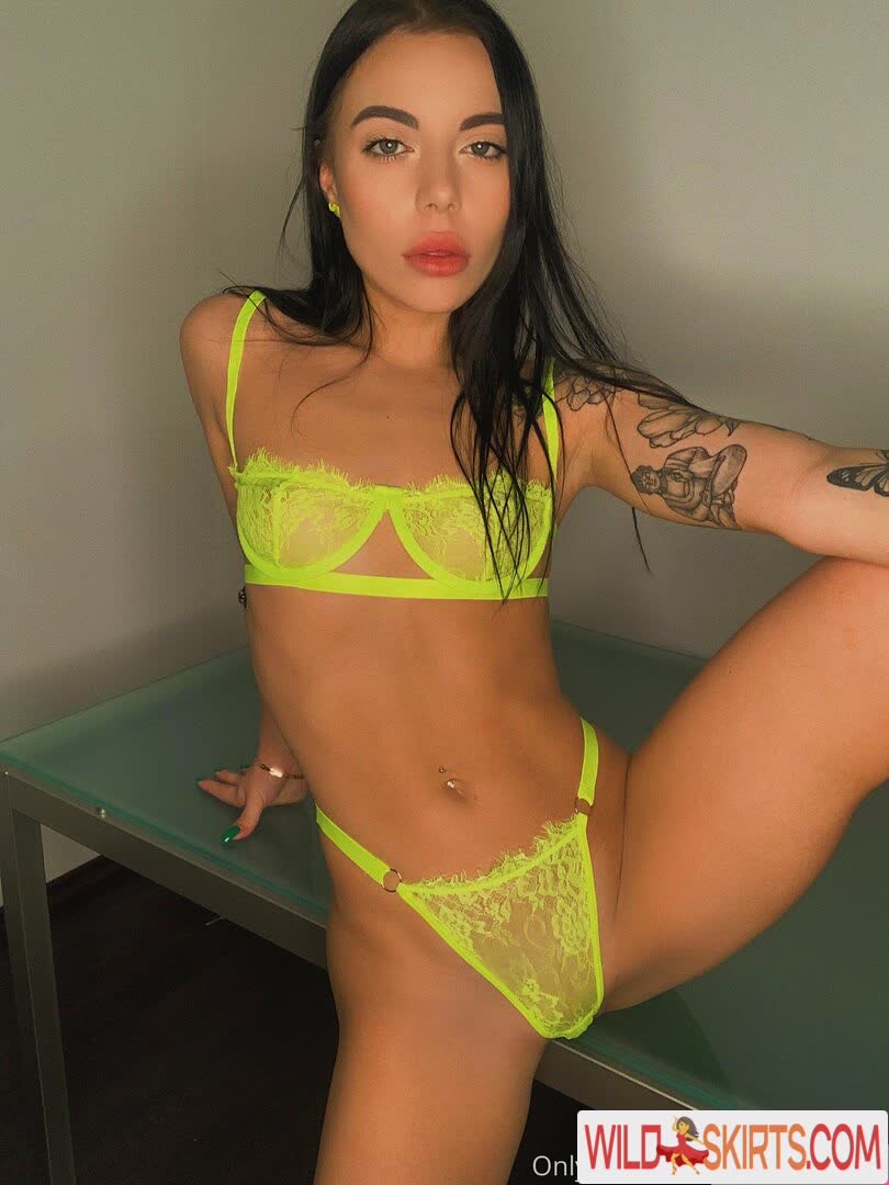 bellablackfree / bellablackfree / freeblack5 nude OnlyFans, Instagram leaked photo #1