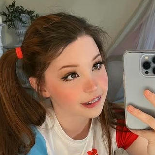 Belle Delphine avatar