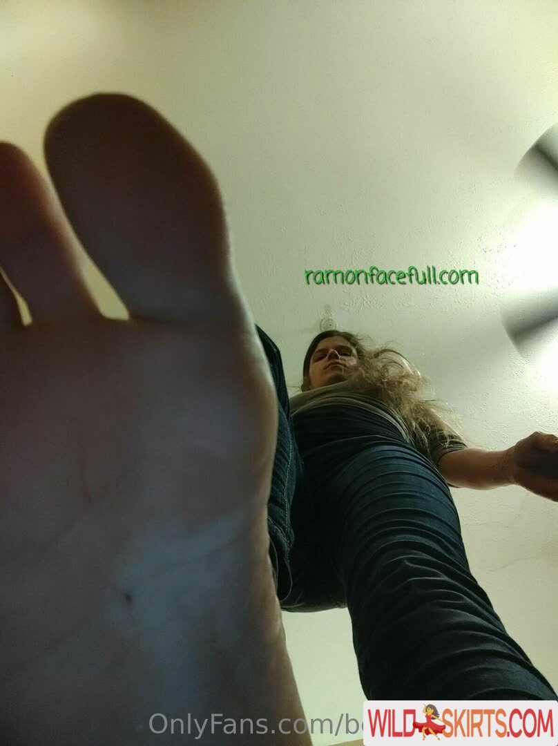 Bellsfeetandass nude leaked photo #69