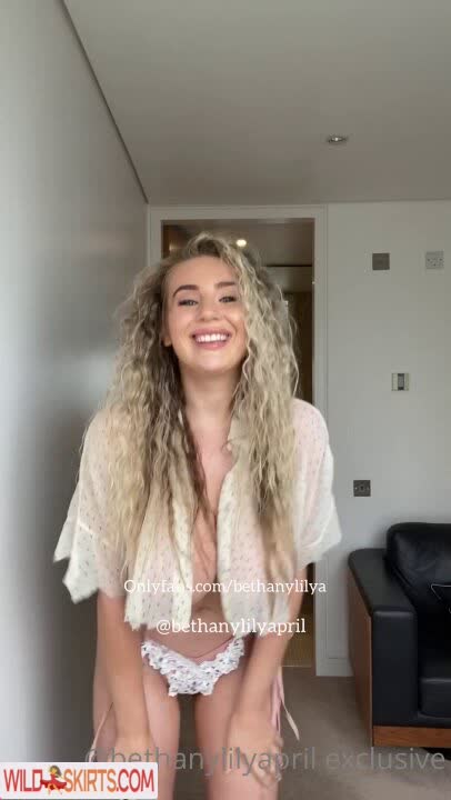 Beth Lily / bethanylilya / bethanylilyapril nude OnlyFans, Instagram leaked photo