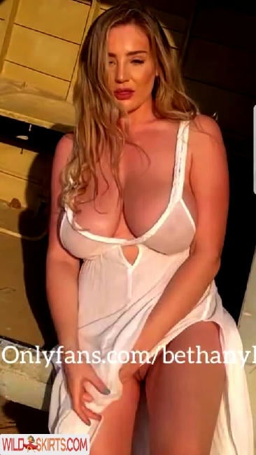 Beth Lily / bethanylilya / bethanylilyapril nude OnlyFans, Instagram leaked photo #600