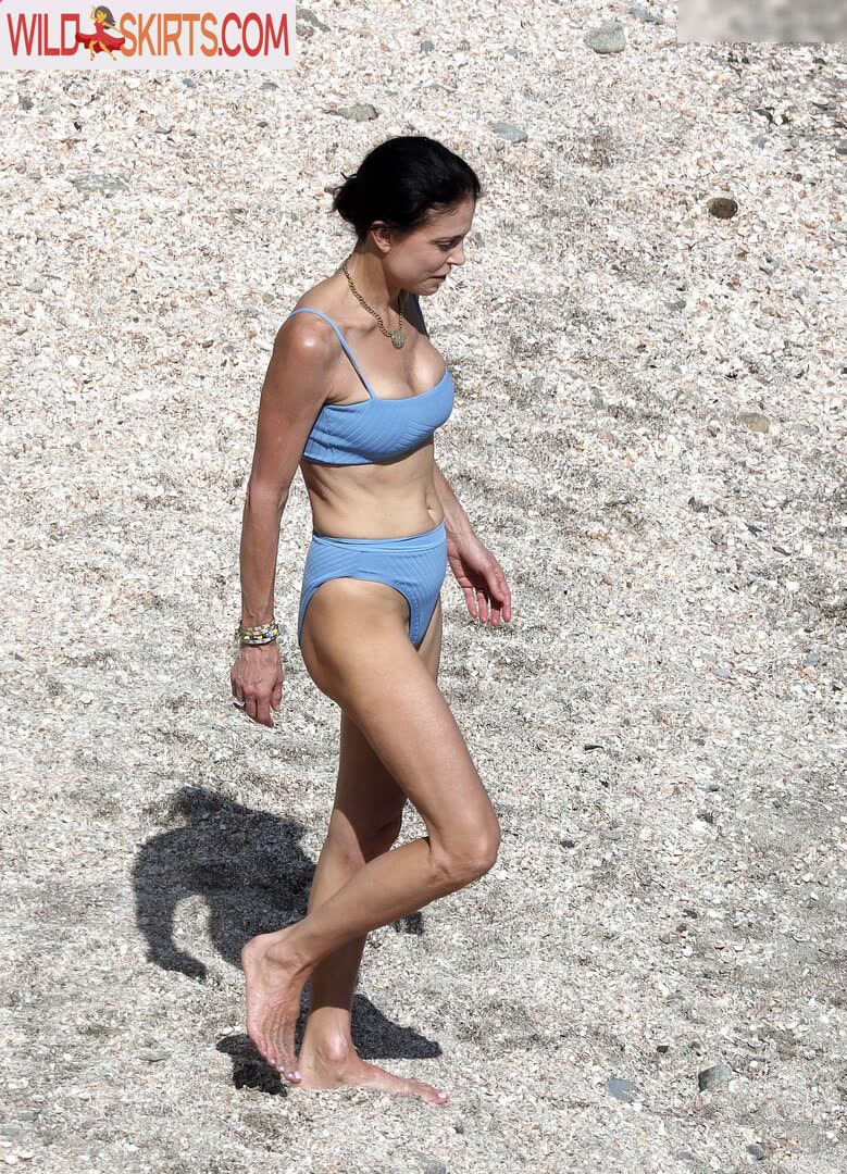 Bethenny Frankel nude leaked photo #34