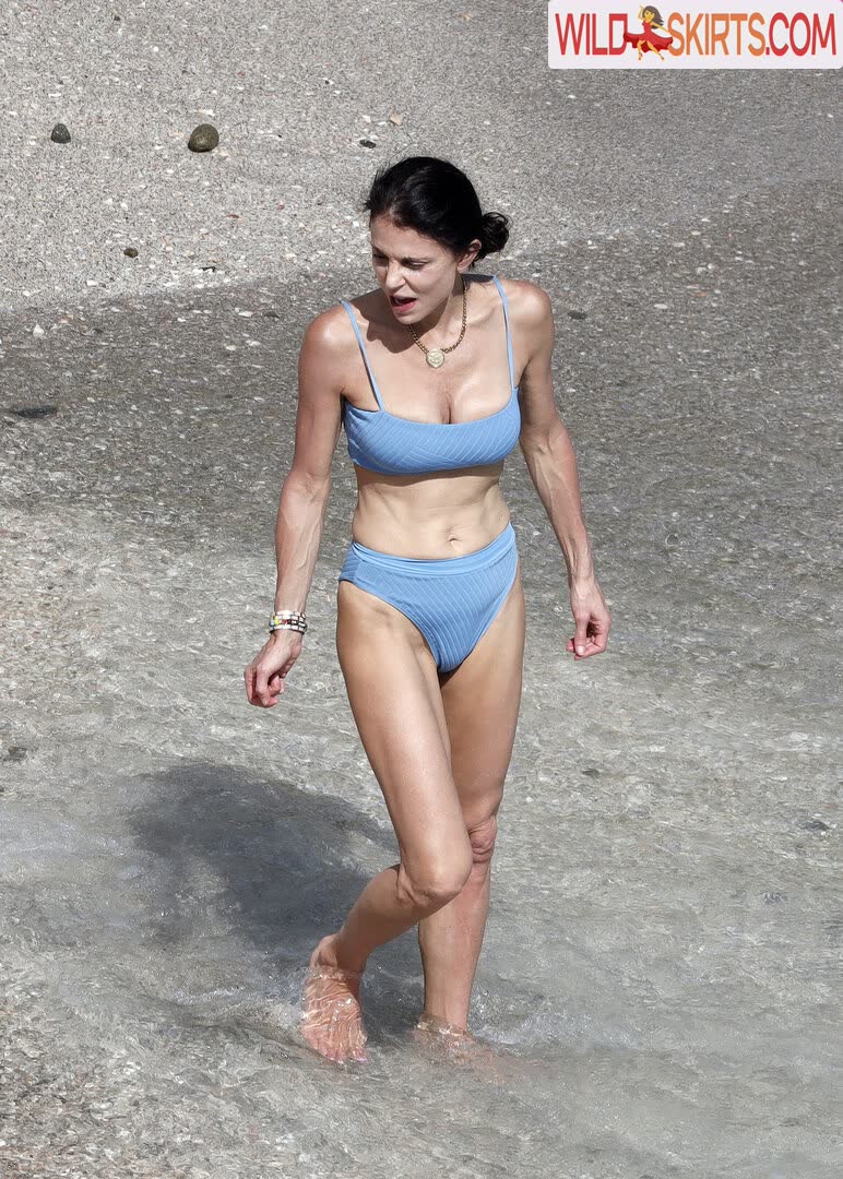 Bethenny Frankel nude leaked photo #41