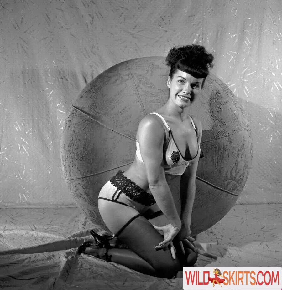 Bettie Page / bettie.page.xo / bettiepage nude OnlyFans, Instagram leaked photo #15