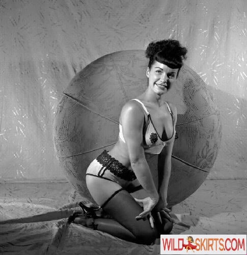 Bettie Page / bettie.page.xo / bettiepage nude OnlyFans, Instagram leaked photo #346