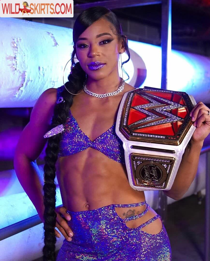 Bianca Belair nude leaked photo #12