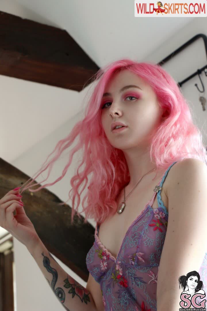 birdie / redbirdie nude OnlyFans leaked photo #5