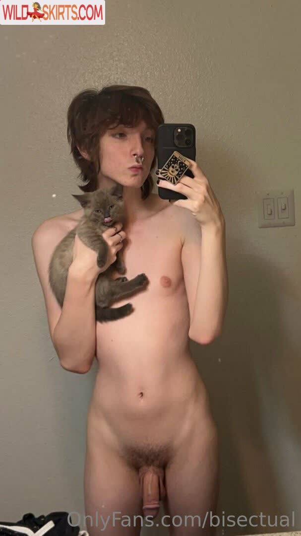 Bisectual nude leaked photo #74