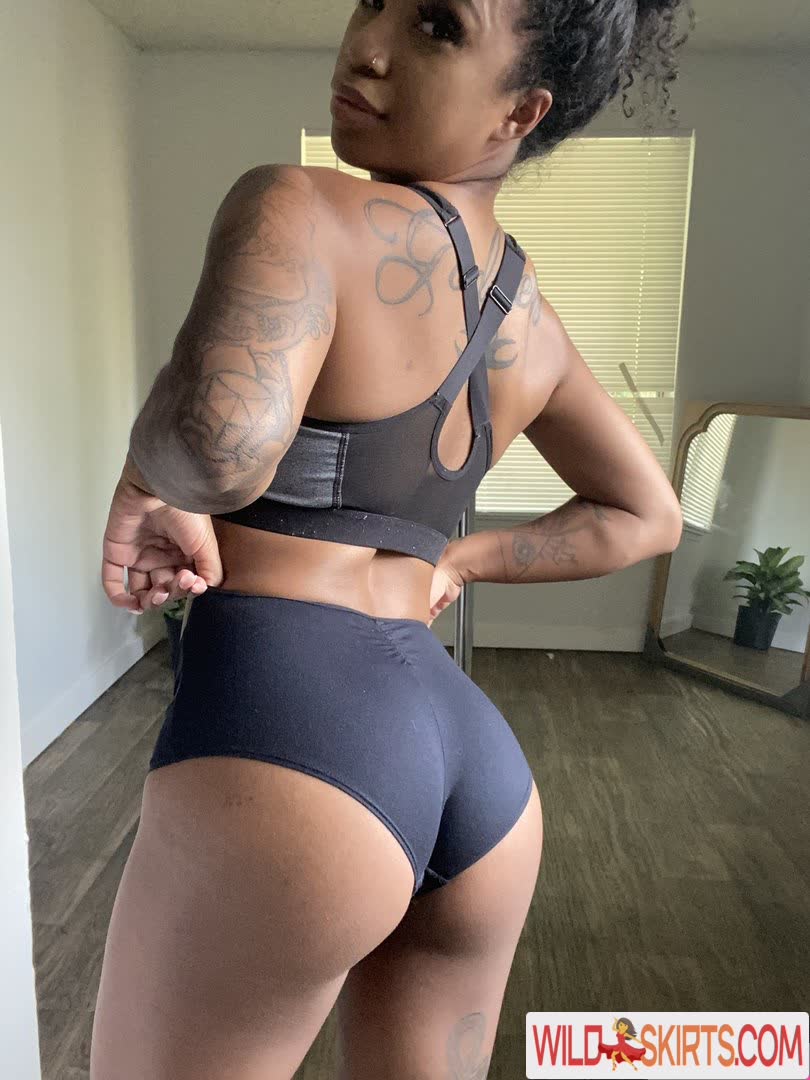 blaysiabarbie / The Real BlAck Barbie / blaysiabarbie / poundcakemya nude OnlyFans leaked photo #1