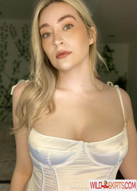 blissfulwhisperasmr / blissfulasmryt / blissfulwhisperasmr nude OnlyFans, Instagram leaked photo #49